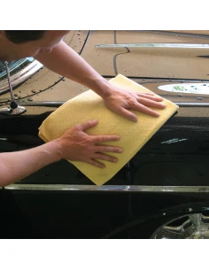 MEGUIAR`S Water Magnet Microfiber Drying Towel 2
